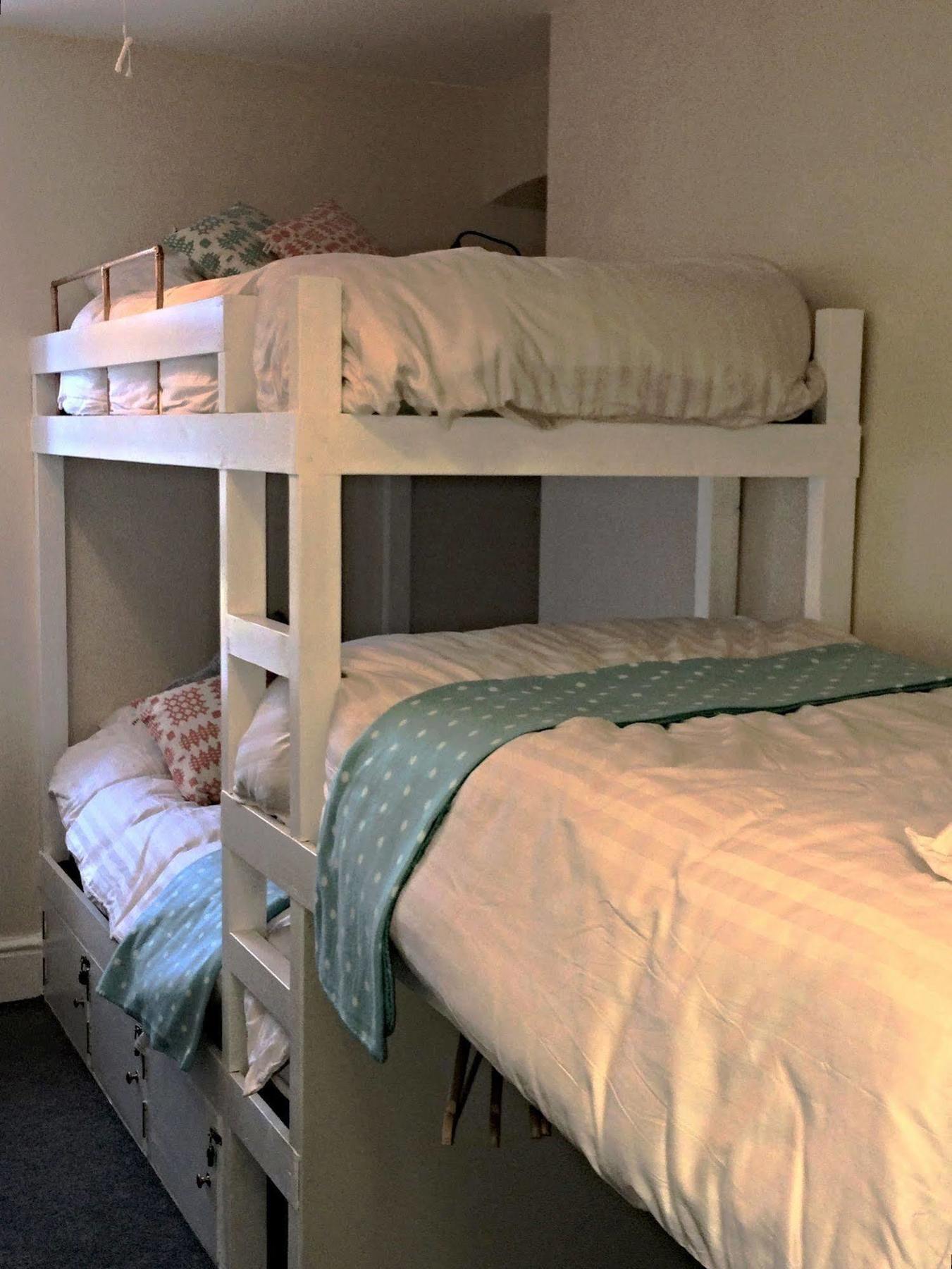 Self Catering Cellb Ffestiniog Hostel Blaenau Ffestiniog Exterior foto